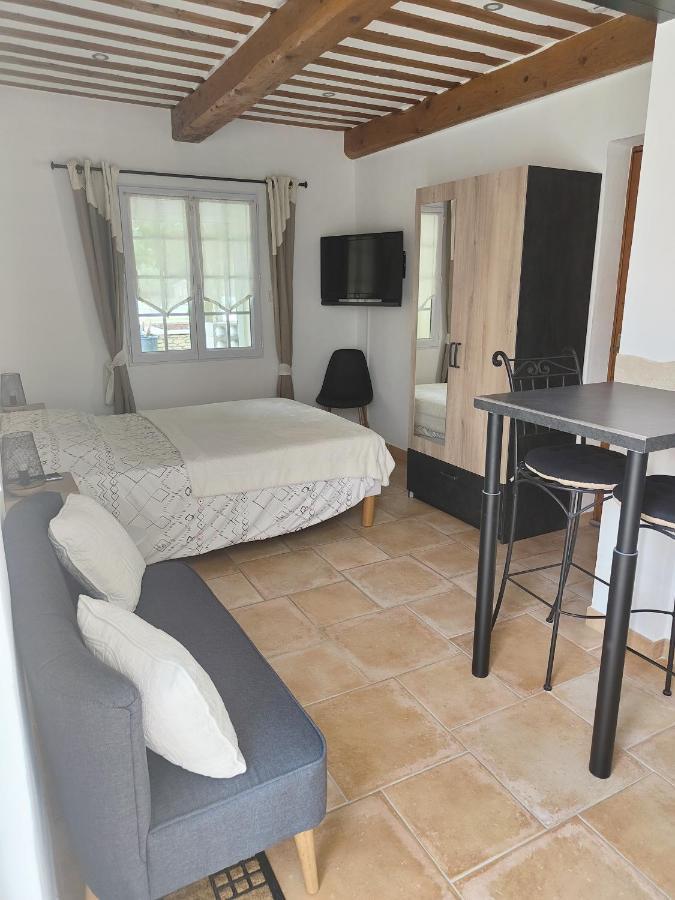 Studio Au Calme Avec Piscine Et Toutes Les Commodites Necessaires 勒托尔 外观 照片